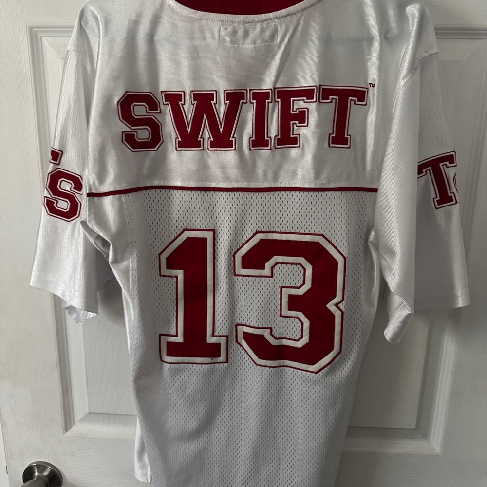 Taylor Swift the Red Tour jersey